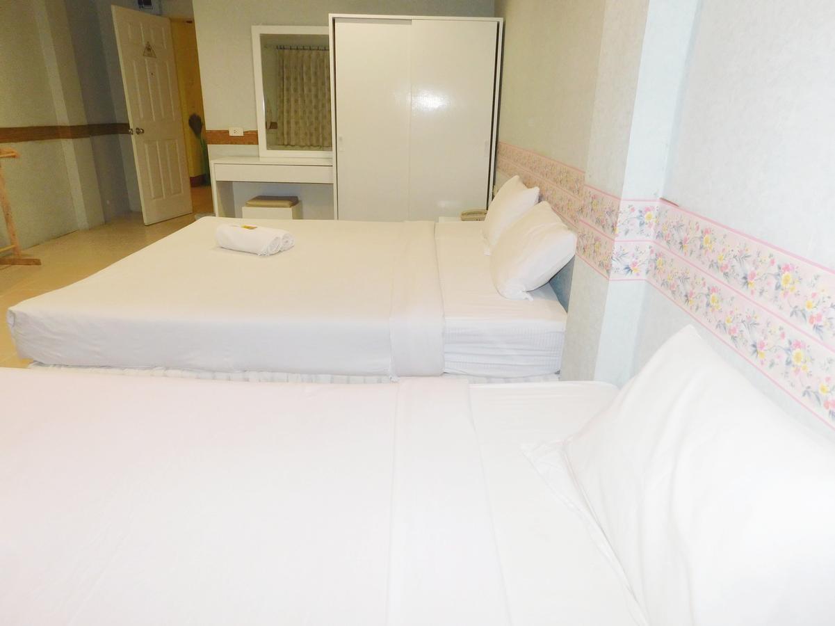 Be Fine Guesthouse Phuket Exterior photo