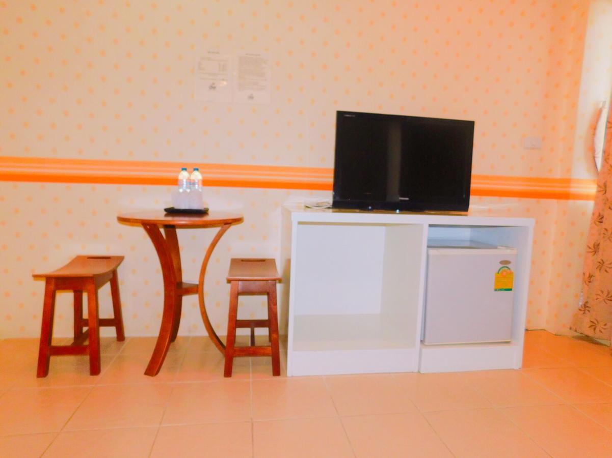 Be Fine Guesthouse Phuket Exterior photo