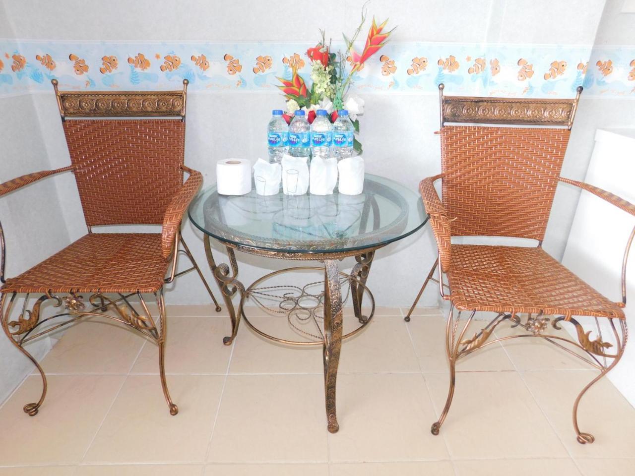Be Fine Guesthouse Phuket Exterior photo