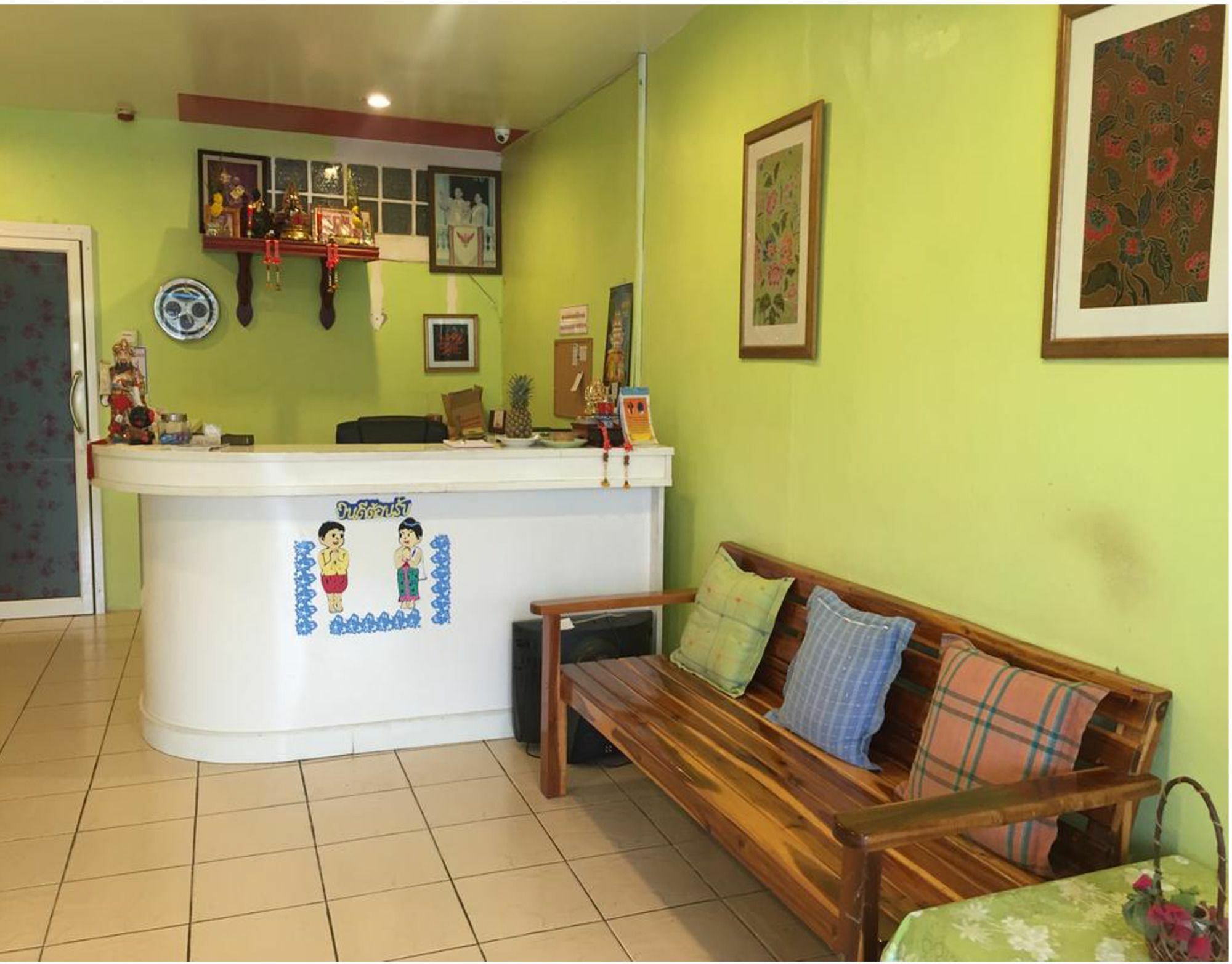 Be Fine Guesthouse Phuket Exterior photo